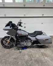 Load image into Gallery viewer, 2024 Road Glide