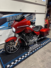 Load image into Gallery viewer, 2024 Street Glide