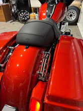 Load image into Gallery viewer, 2024 Street Glide