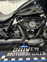 Load image into Gallery viewer, 2025 Road Glide
