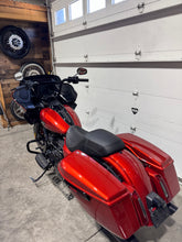 Load image into Gallery viewer, 2024 Road Glide