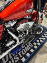 Load image into Gallery viewer, 2024 Street Glide