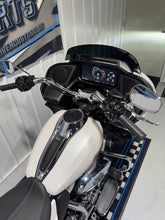Load image into Gallery viewer, 2024 Road Glide