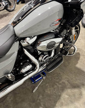 Load image into Gallery viewer, 2024 Road Glide