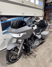 Load image into Gallery viewer, 2024 Road Glide