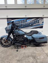 Load image into Gallery viewer, 2024 Street Glide
