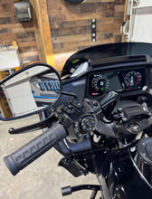 Load image into Gallery viewer, 2024 Road Glide