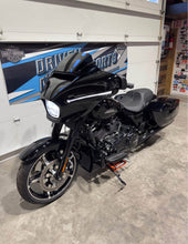 Load image into Gallery viewer, 2024 Street Glide