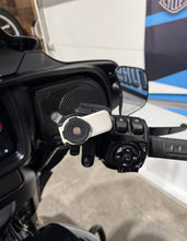 Load image into Gallery viewer, 2024 Street Glide